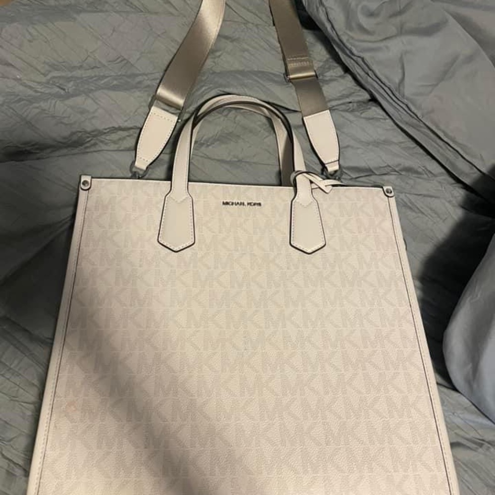 Michael Kors bag